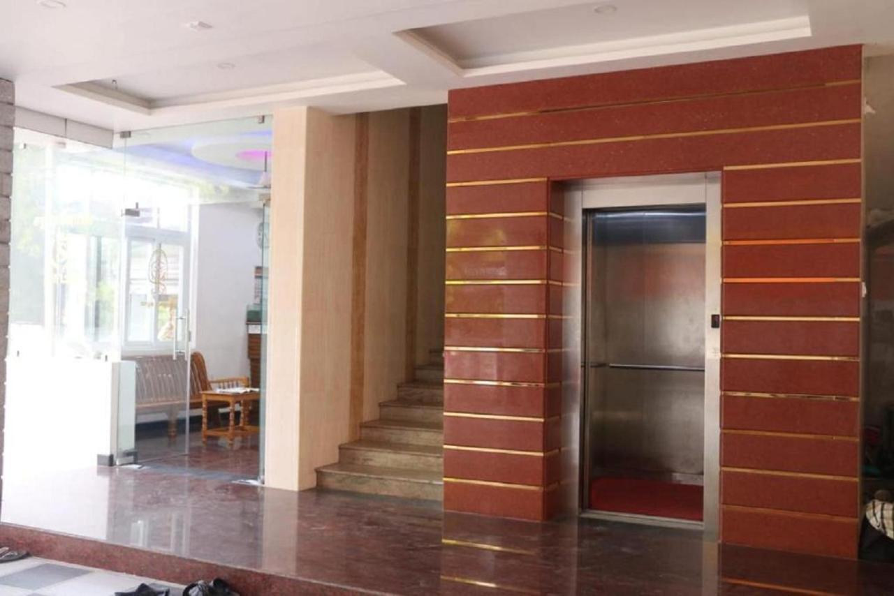 Saravanas Lodge Tiruchchendūr Zewnętrze zdjęcie
